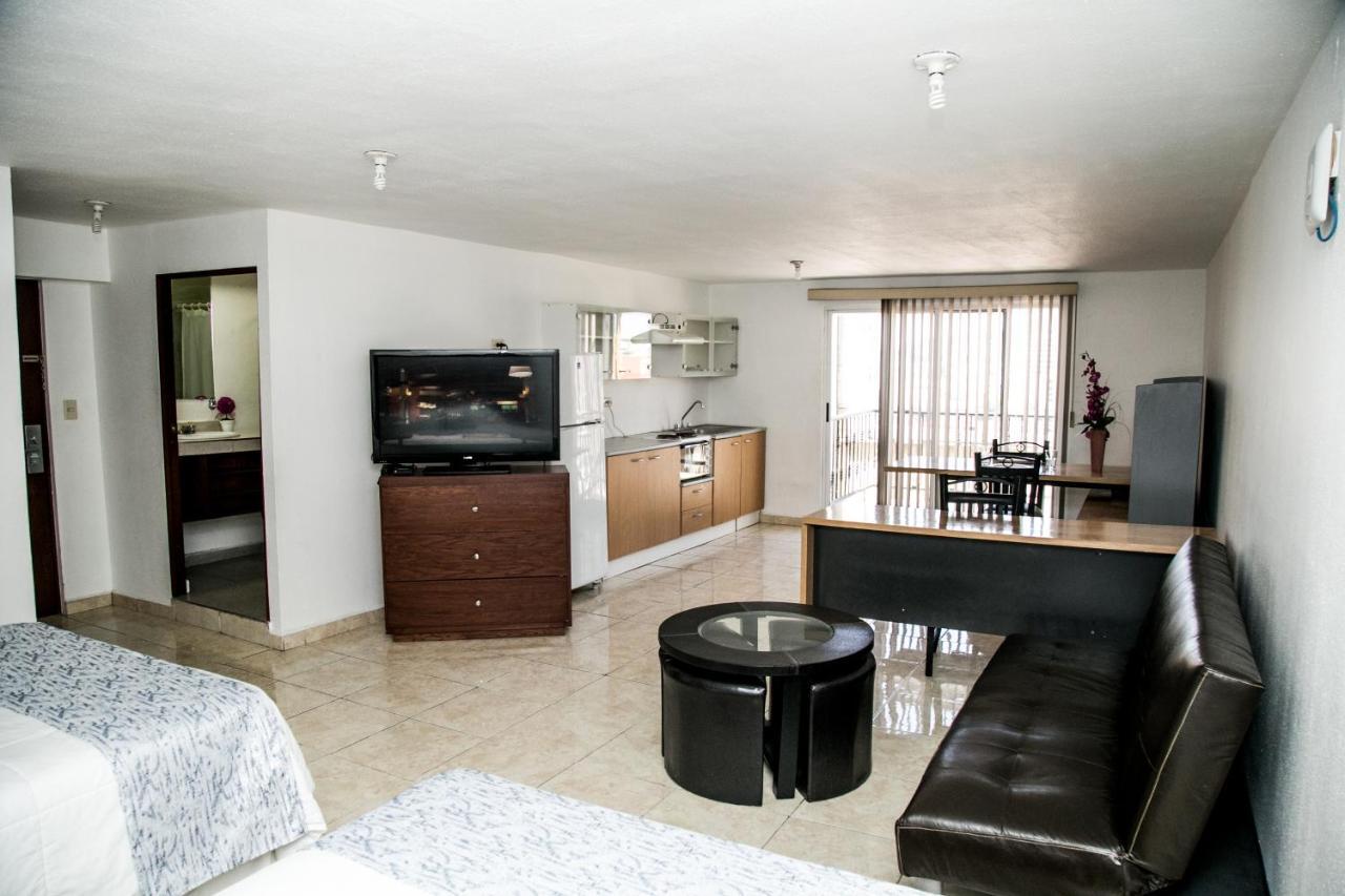 Booking Dioh Monterrey Extérieur photo