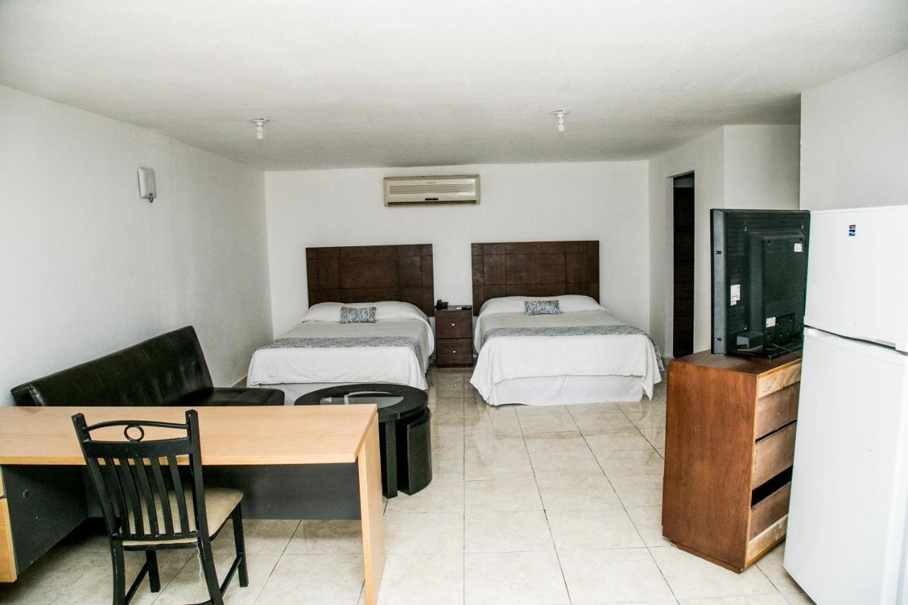 Booking Dioh Monterrey Extérieur photo