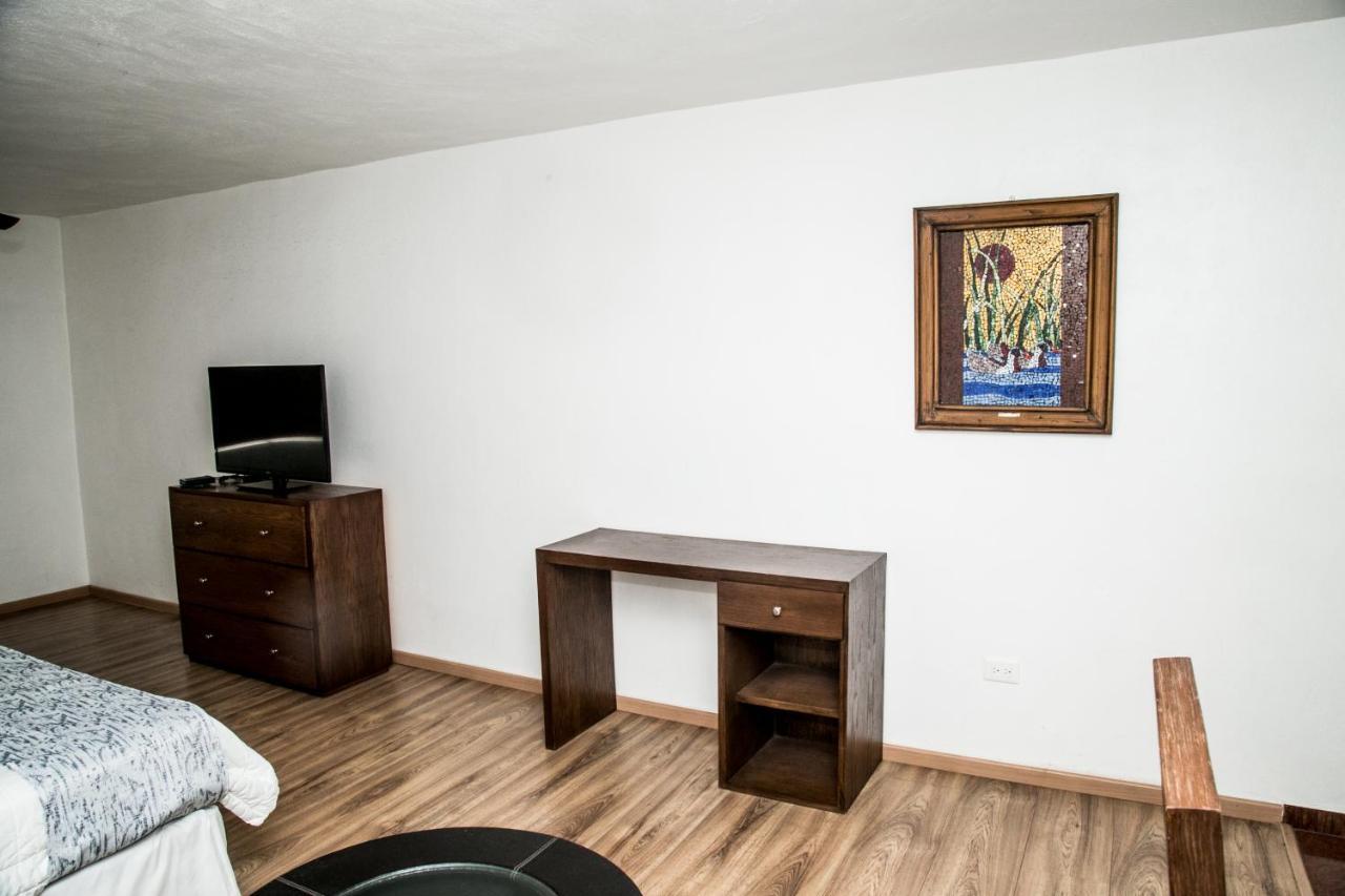 Booking Dioh Monterrey Extérieur photo