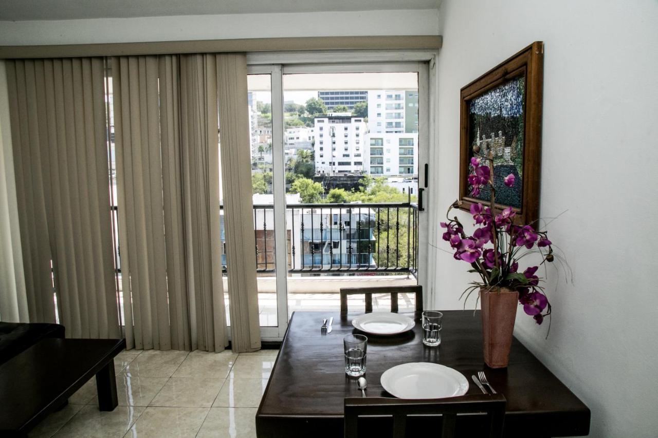 Booking Dioh Monterrey Extérieur photo